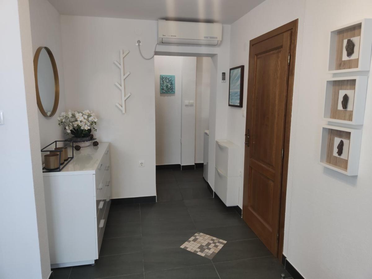 Apartments Obala มาลินสกา ภายนอก รูปภาพ