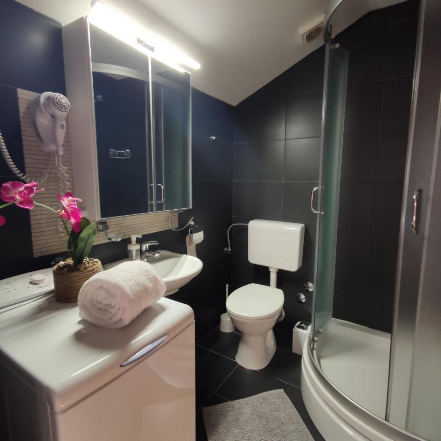 Apartments Obala มาลินสกา ภายนอก รูปภาพ