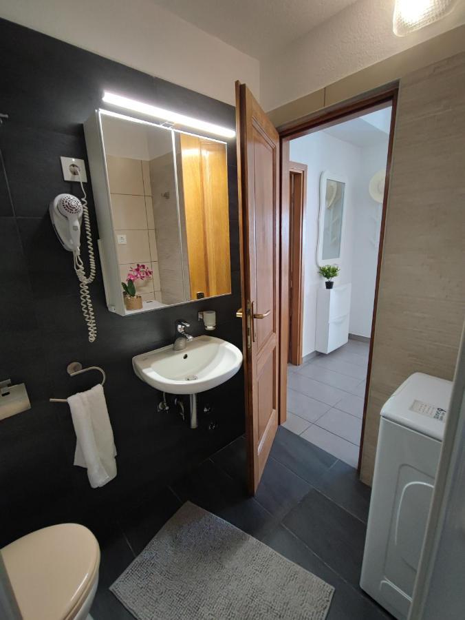 Apartments Obala มาลินสกา ภายนอก รูปภาพ